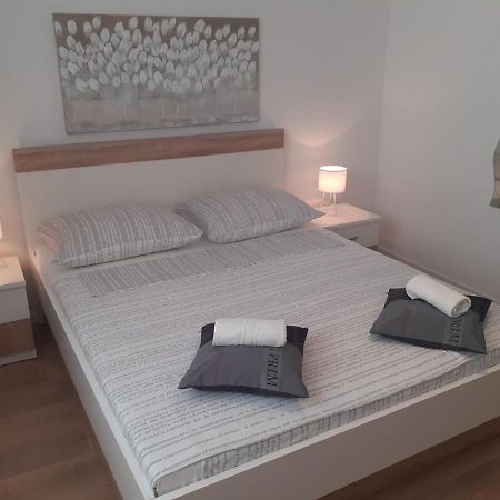 Apartment & Rooms Riva فوديس المظهر الخارجي الصورة
