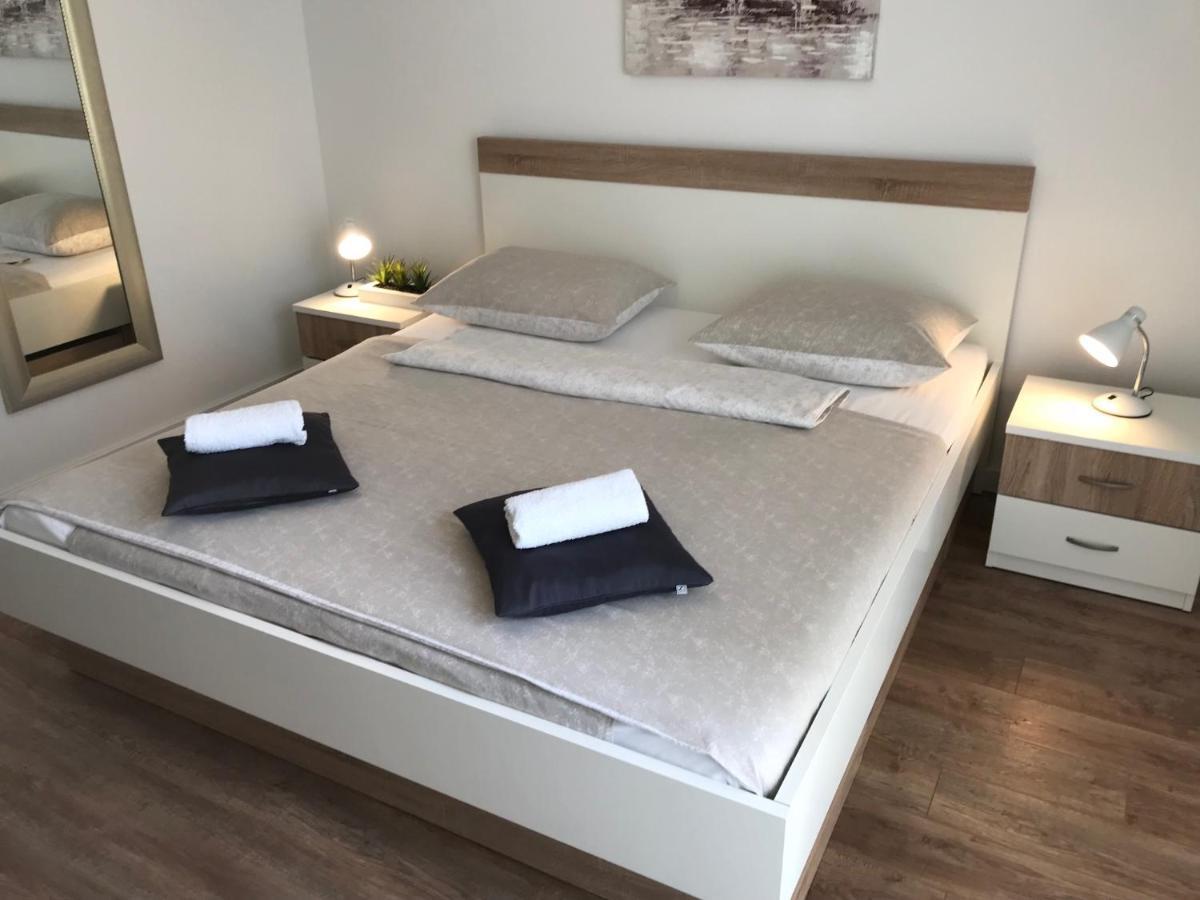 Apartment & Rooms Riva فوديس المظهر الخارجي الصورة