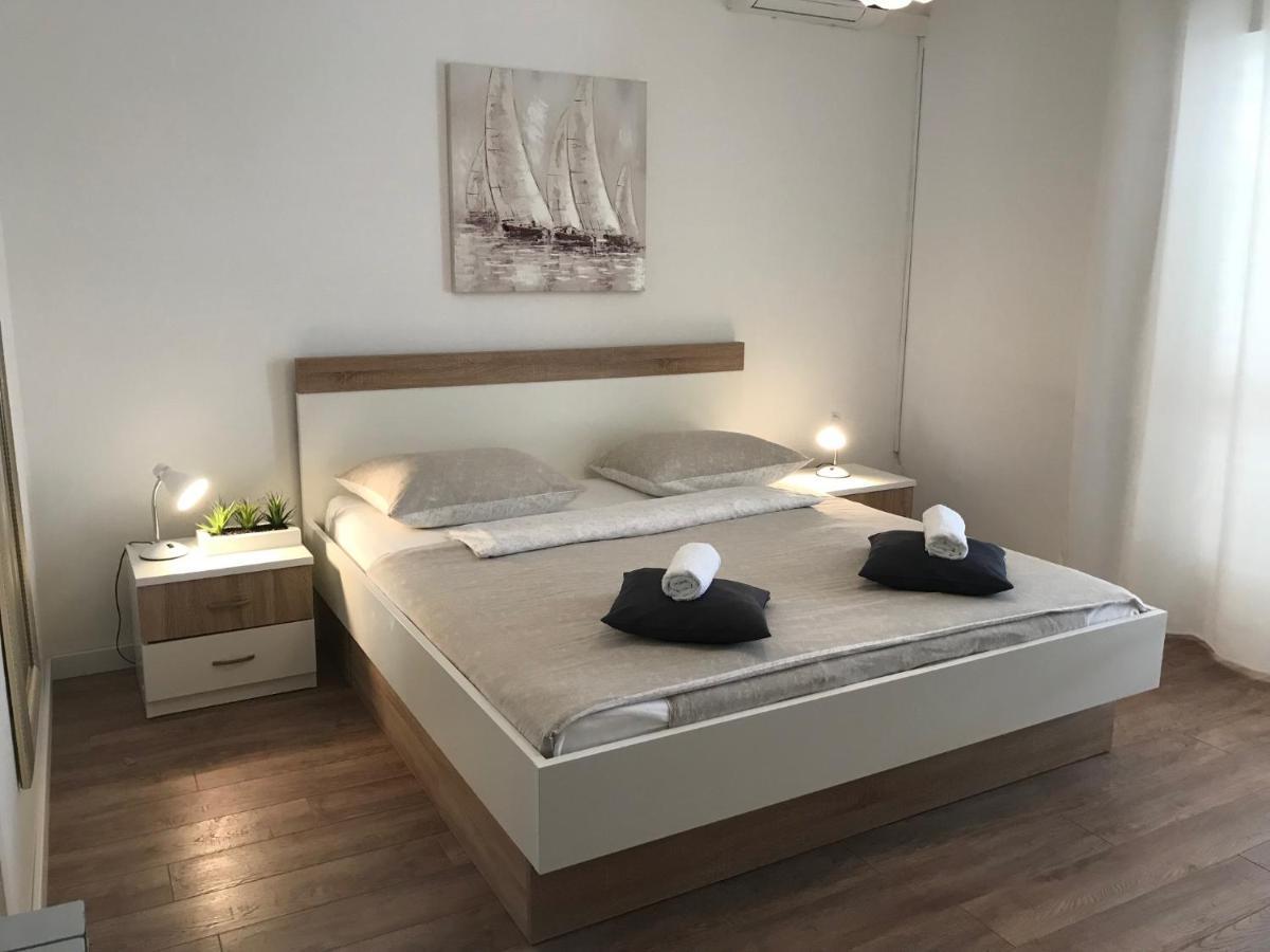 Apartment & Rooms Riva فوديس المظهر الخارجي الصورة