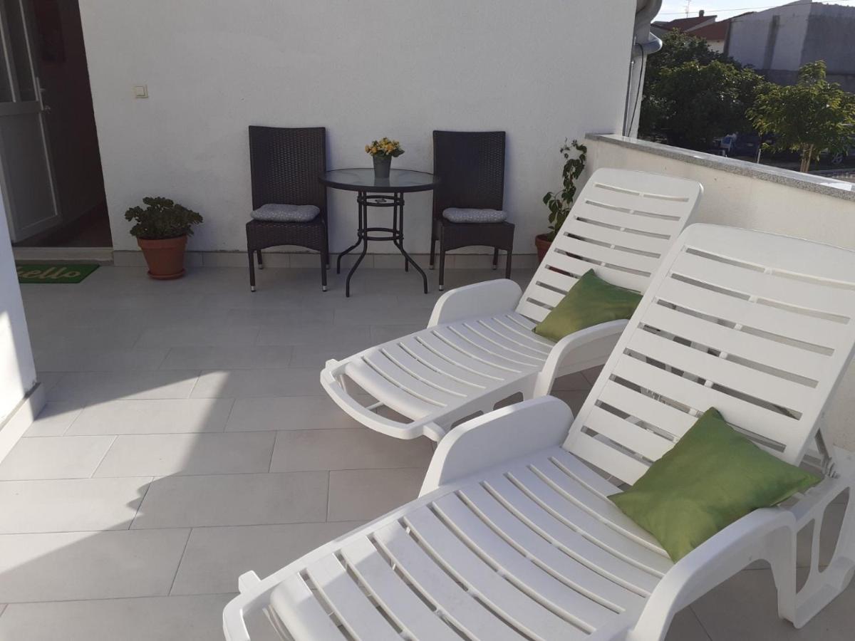 Apartment & Rooms Riva فوديس المظهر الخارجي الصورة