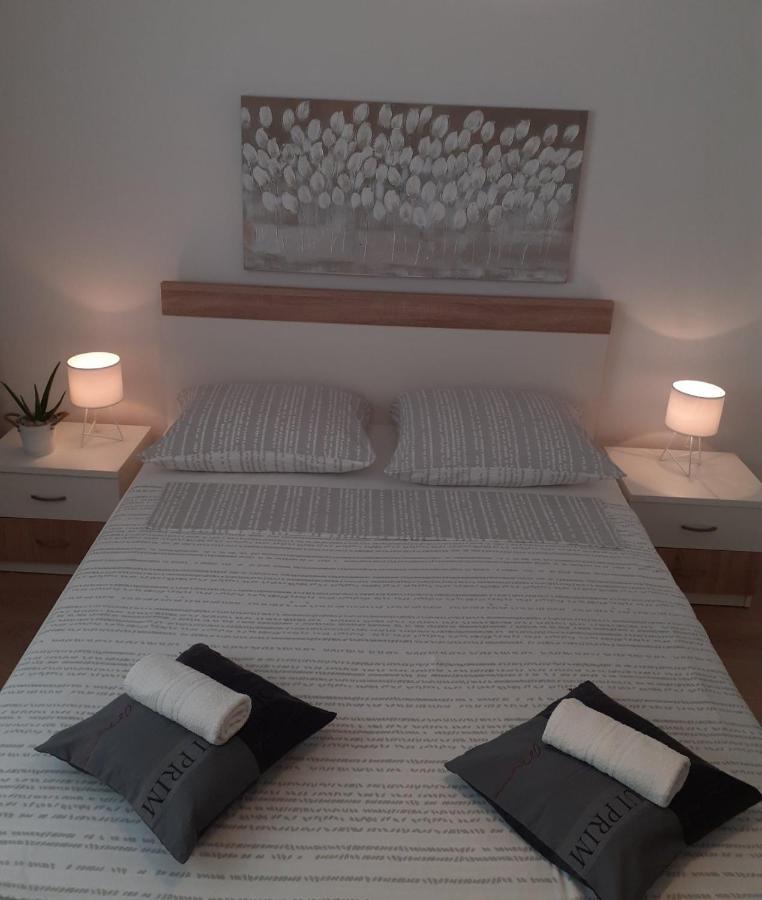 Apartment & Rooms Riva فوديس المظهر الخارجي الصورة