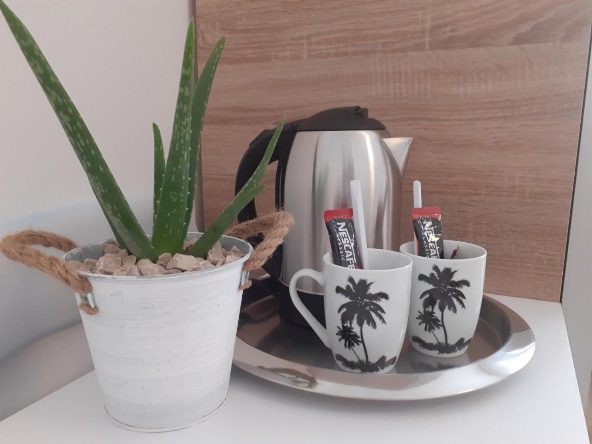 Apartment & Rooms Riva فوديس المظهر الخارجي الصورة