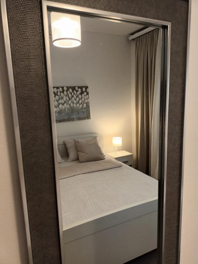 Apartment & Rooms Riva فوديس المظهر الخارجي الصورة