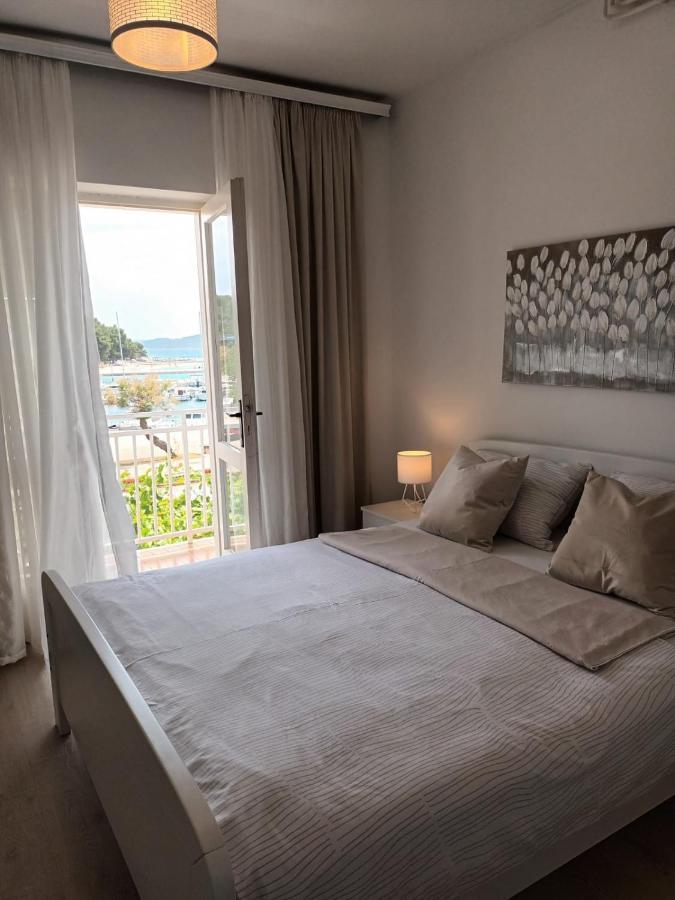Apartment & Rooms Riva فوديس المظهر الخارجي الصورة