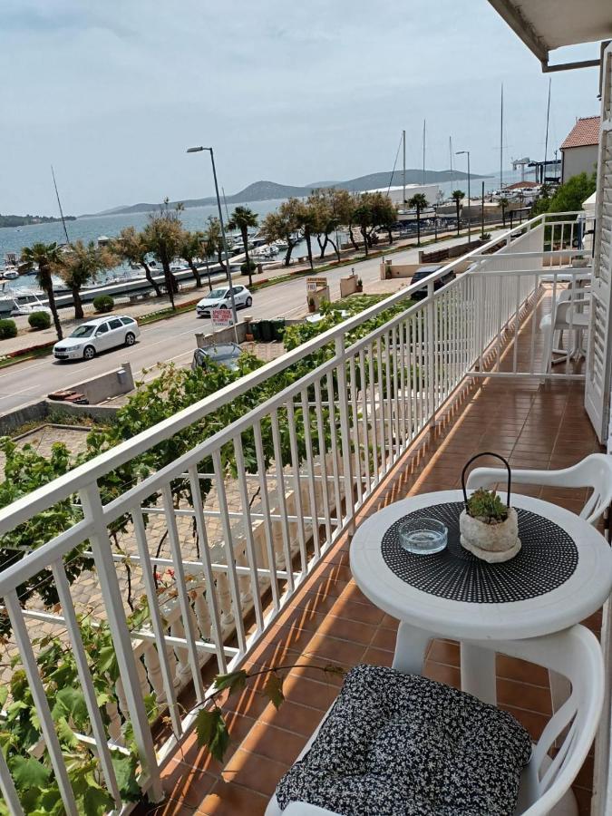Apartment & Rooms Riva فوديس المظهر الخارجي الصورة